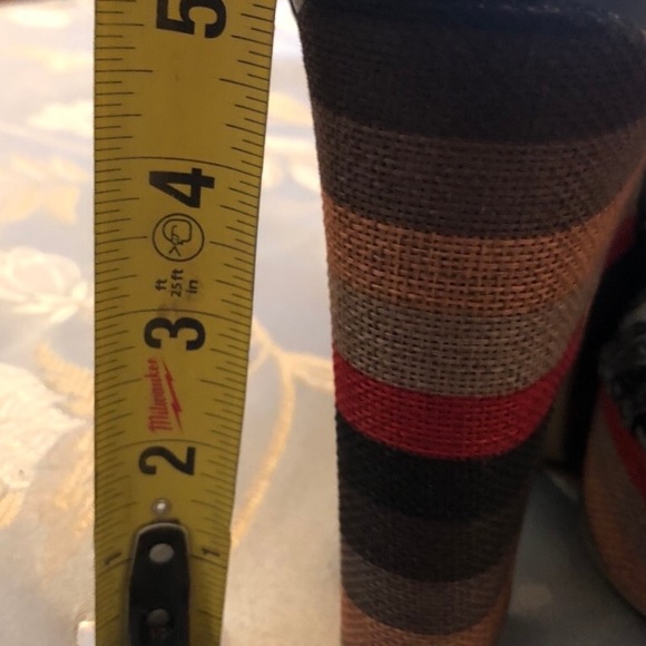 Gently Used- Madden Girl Rolliee Platform Wedge - Picture 4 of 7